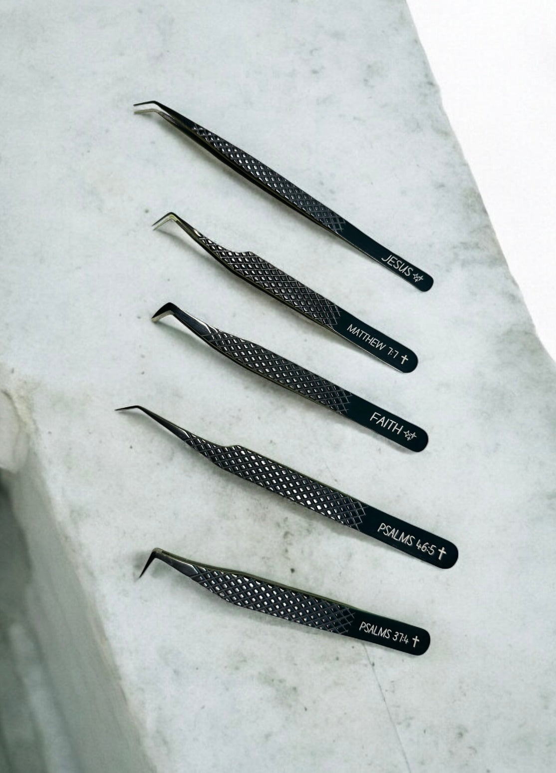 Jet Black Holy Girl Tweezers ๐๐ผ
